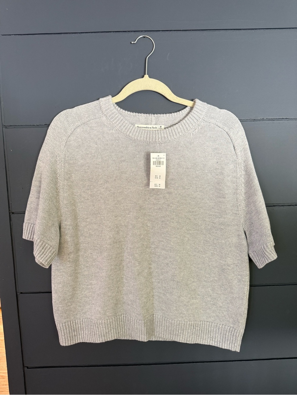 Abercrombie & Fitch gray Short Sleeve Knit Sweater Top medium NWT